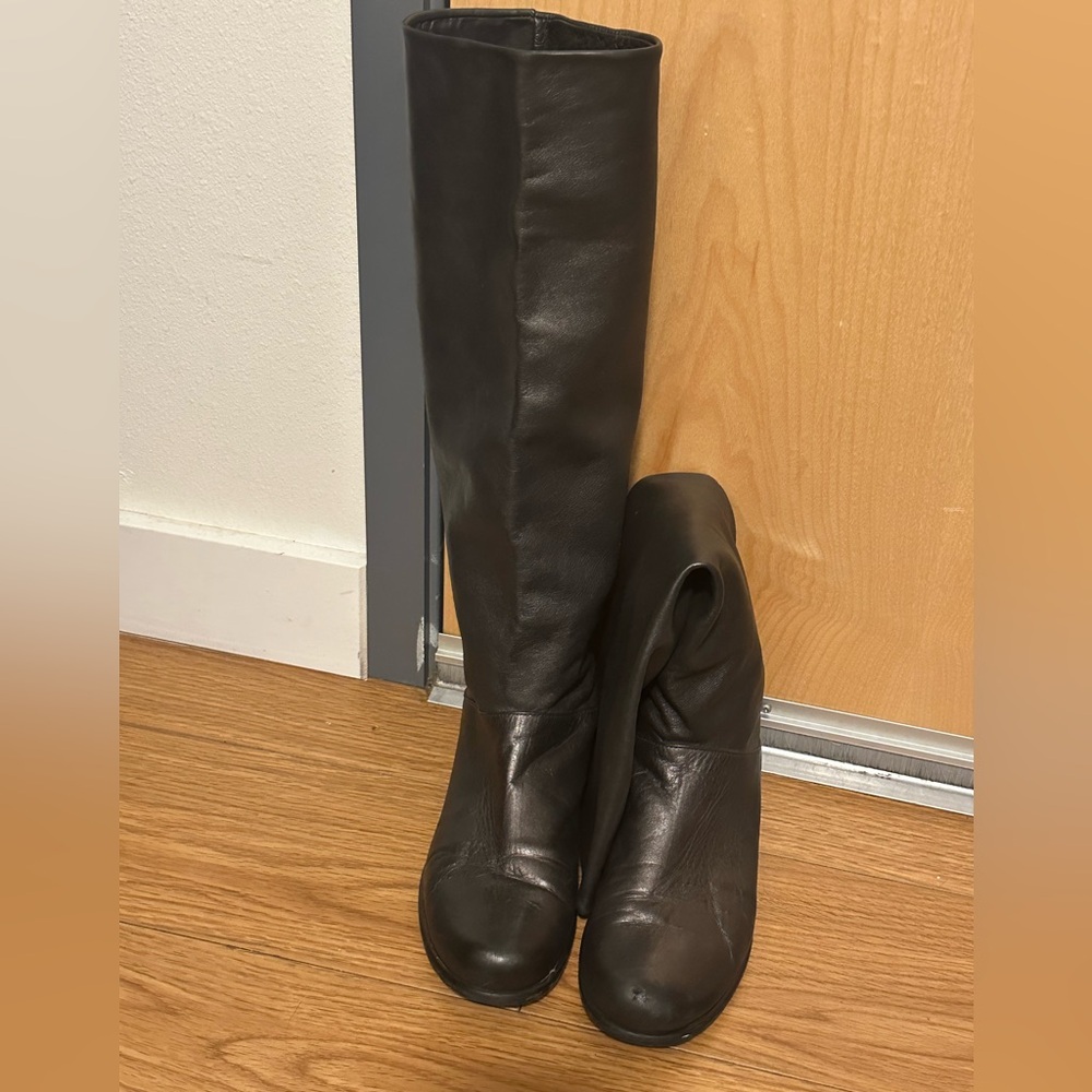 Stuart Weitzman Leather - Picture 4 of 5